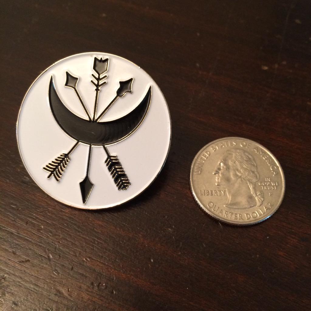 h2wrecords's tweet photo. This beautiful @WolfnoteBand enamel pin comes with the deluxe bundle for their debut 7" Pre-order it now! http://t.co/S0gi6c5SqJ