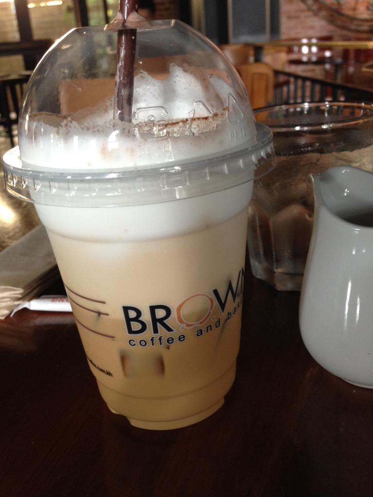 Junhara4's tweet photo. Drinking http://t.co/J0ADEOqU7Y