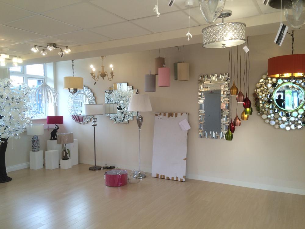 lightingrus_'s tweet image. I love our mirror/shade section. We also have home items in the showroom too. #LEDTree #indoortree #weddings #shades