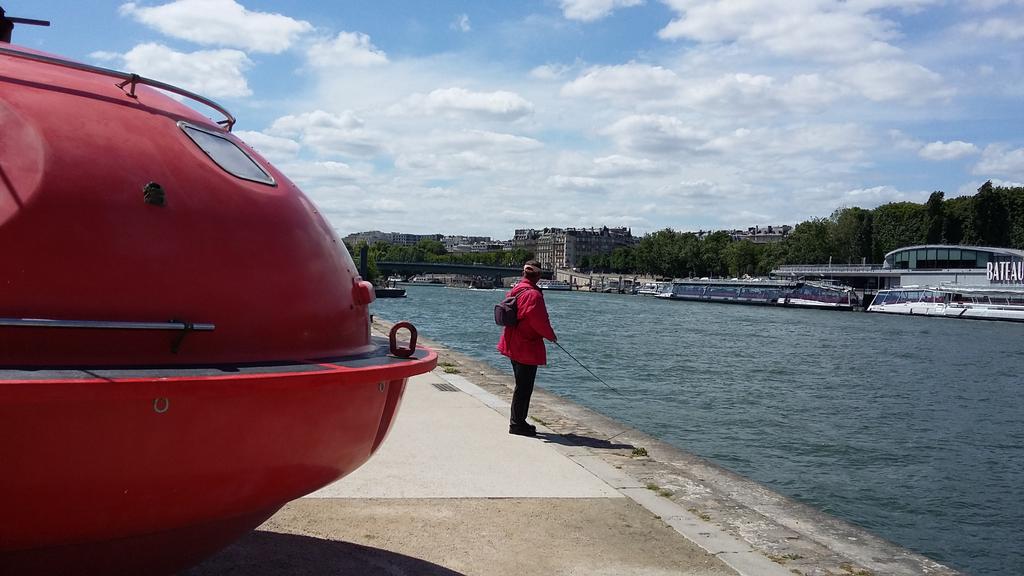 bloomfarm's tweet photo. Survival capsule  becomes the capsule hotel @refunc #teamarchi http://t.co/LUvgQ1PP8T