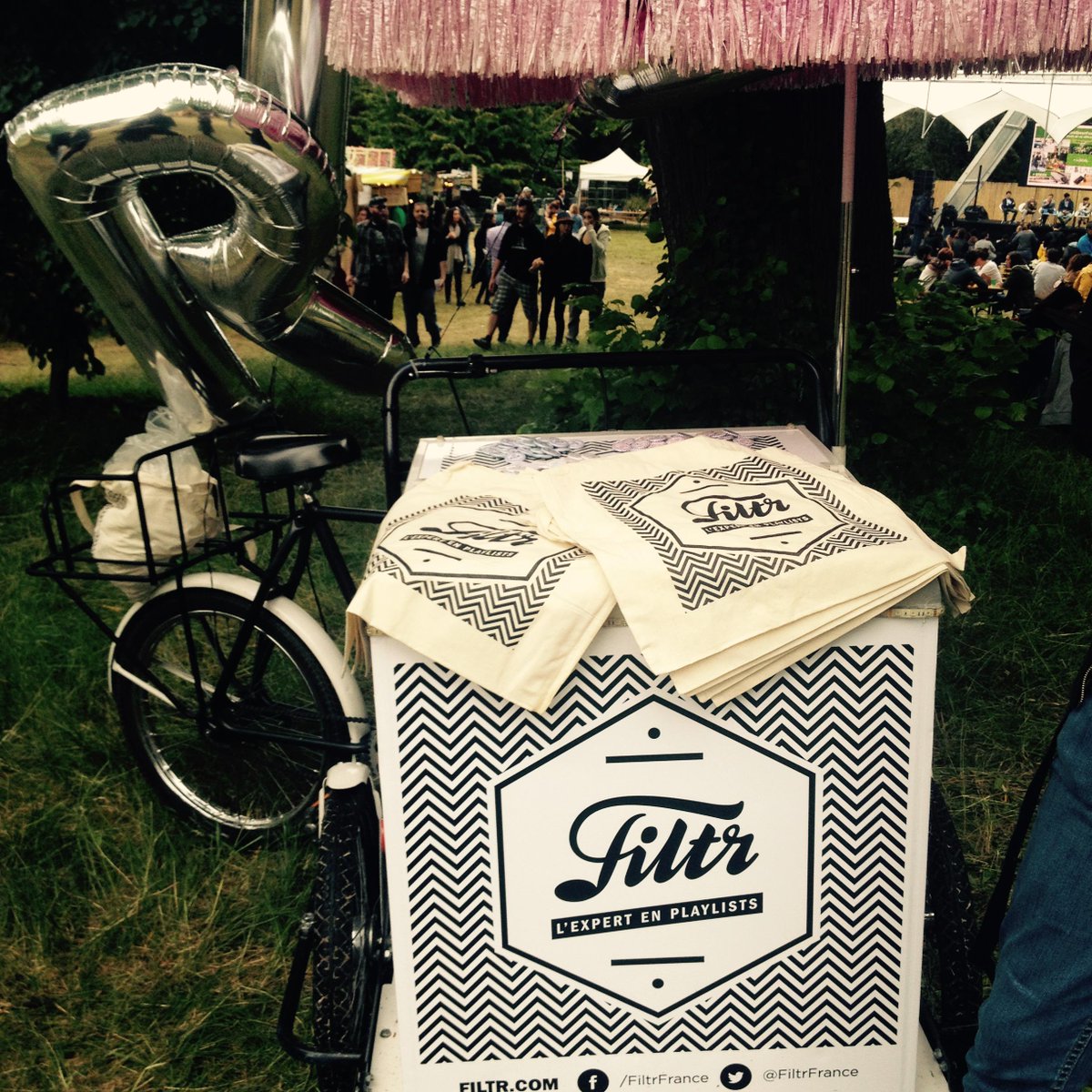 FiltrFrance's tweet photo. ♫ ♪ MERCI à tous de votre présence au @welovegreenfest! 🌱 Au soleil comme sous la pluie :) #Filtr #WLG2015 #Playlists http://t.co/PCuQMZjyod