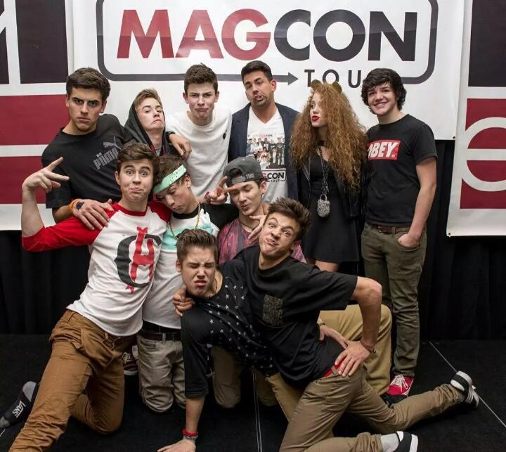 NlCO1E's tweet photo. We just rally want them to be together again. Like in one place. All of 12/12 #bringbackmagcon http://t.co/sRz02472aY