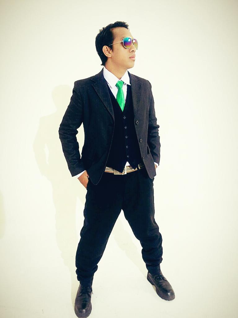 T.ikrary (@achilultramen) on Twitter photo 