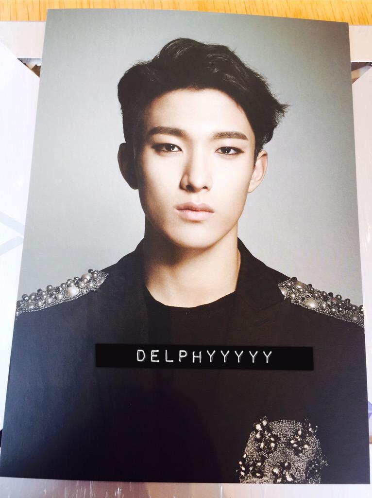 wenjunhui's tweet photo. EYEBROWS ON POINT http://t.co/WyER39hiQV