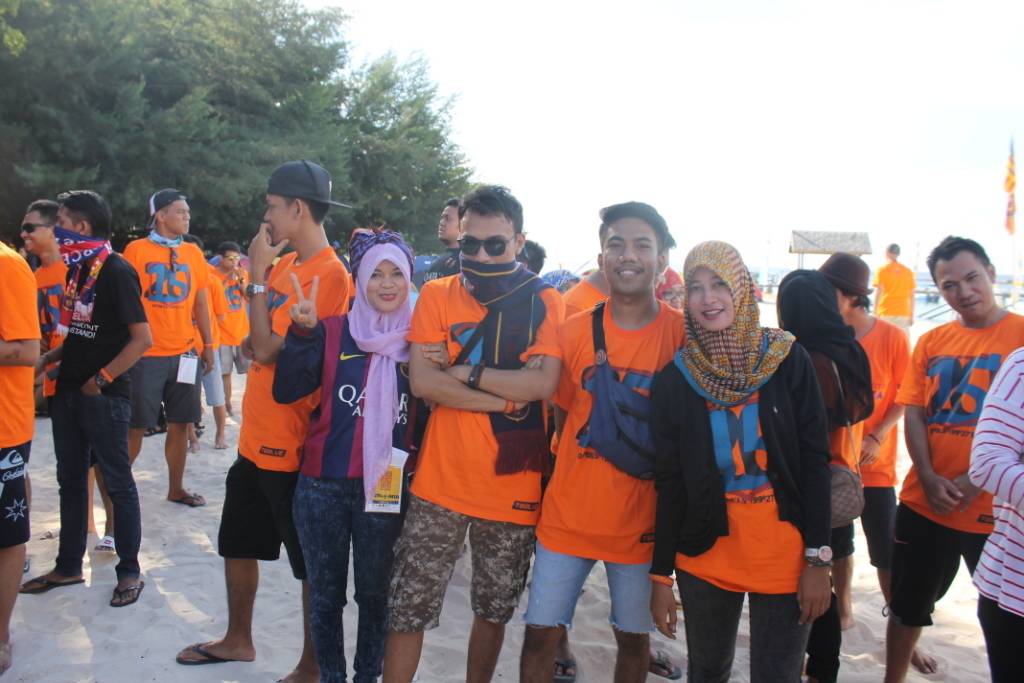 INDOBARCA_MAROS's tweet photo. #Lestpost
#GathnasIndobarca2015
#SamalonaIsland
@PenyaIndoBarca
@FCBarcelona http://t.co/X3S38iAdCe