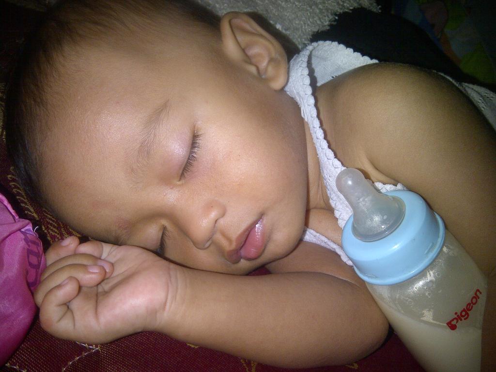 uwienobitha's tweet photo. @MamyPokoID #tidur nyenyak..selalu tidur nyenyak dan nyaaman bersama mamy poko..:) http://t.co/zBD131gaPZ