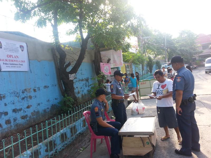 PCP7MCPS's tweet photo. Police Assistance Desk during first day of School inspected by PINSP MARK B FLORES http://t.co/Bjvf2455fo