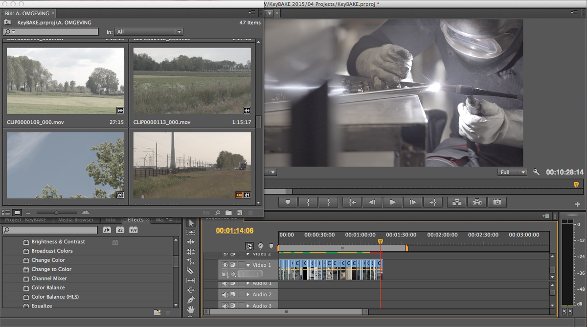 Frameworksvideo's tweet image. Early morning editing. #bedrijfsfilm #premierepro #editing #videoproduction #corporate #Rotterdam #frameworks