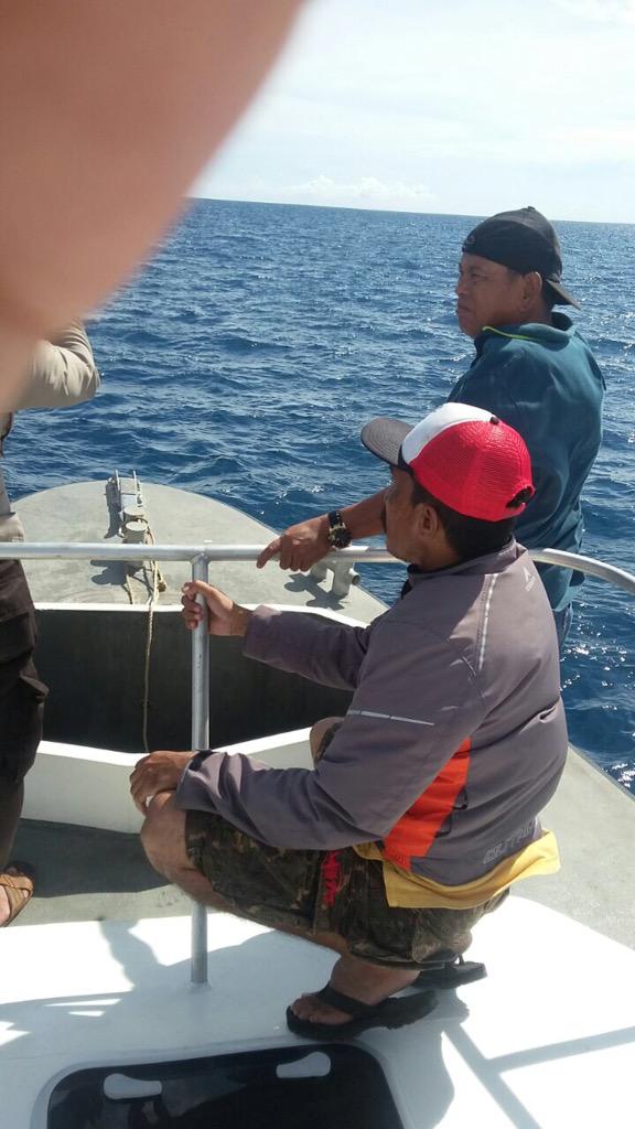 KA <a href="/PolresPangkep/">Humas Polres Pangkep</a> <a href="/dayatonya/">Mohammad Hidayat</a> giat lakukan patroli guna memberantas ilegal fishing cc: <a href="/susipudjiastuti/">Susi Pudjiastuti</a> <a href="/penguasahati/">jude</a>