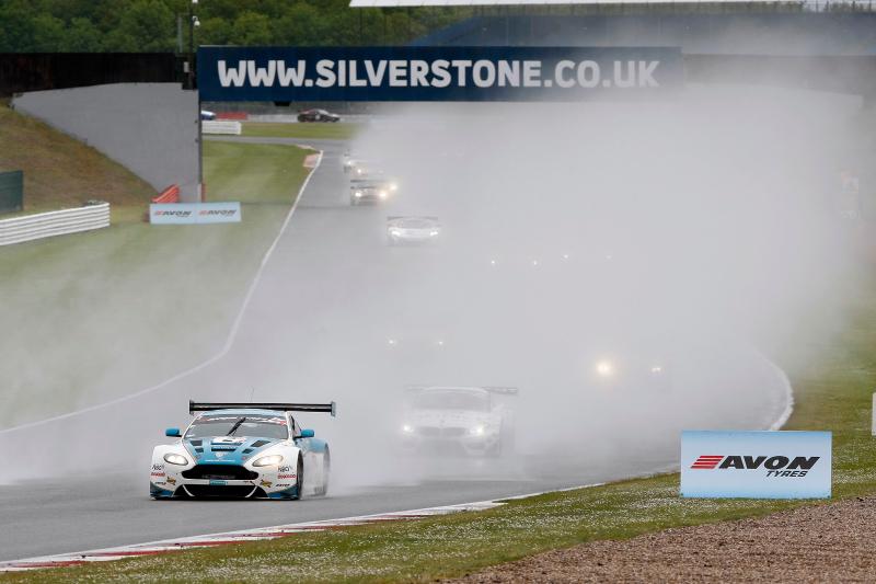 AllianceRaceUK's tweet photo. @OmanRacingTeam takes hard fought points &amp; keeps 100% scoring record in @BritishGT #teamAMR https://t.co/HY5m81htxH http://t.co/9DjI2M5DWf