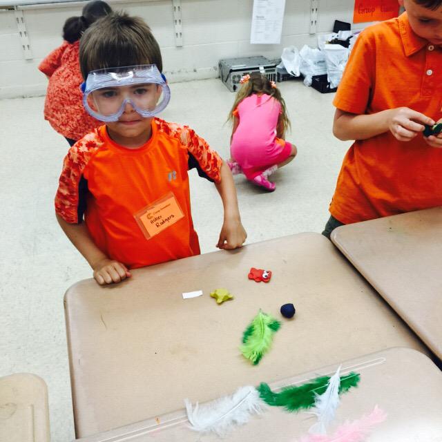 sandyroach12's tweet photo. STEM Education at Blue Grass...enjoying Camp Invention! http://t.co/xp0DLw2HiO