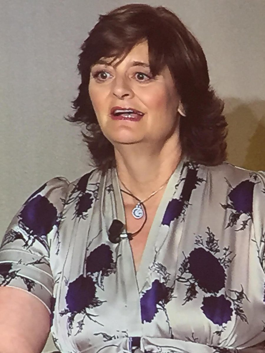 CarolynCrossCdn's tweet photo. Cherie Blair says supporting women entrepreneurs in emerging Mkts is good business opportunity and way of doing good http://t.co/3E9TqnwKG6