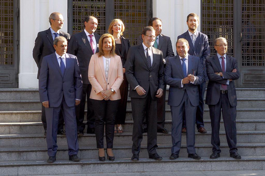 Presidente <a href="/marianorajoy/">Mariano Rajoy Brey</a> inaugura la jornada de <a href="/empleogob/">Ministerio Trabajo y Economía Social</a> sobre #autónomos y #EconomiaSocial lamoncloa.gob.es/presidente/act…