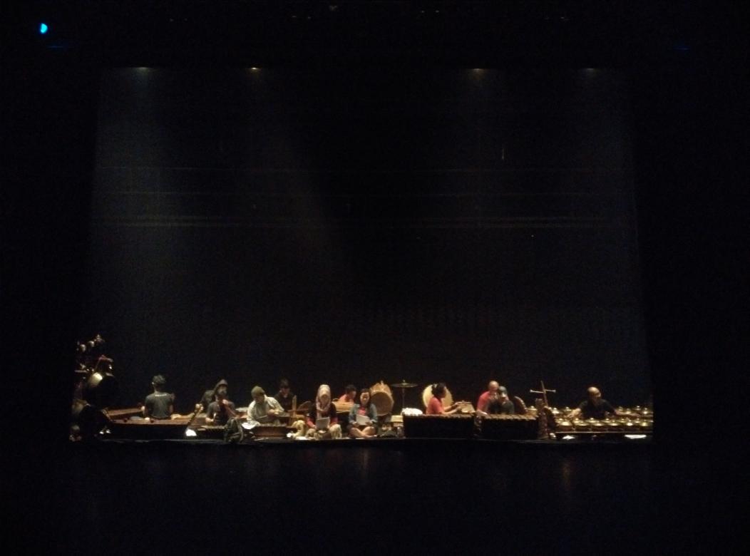 matah_ati's tweet photo. Gamelan Ensemble rehearsal for Permata Jawa's performance tomorrow at Teater Salihara #helatari2015 http://t.co/ygl2YNr8Mi