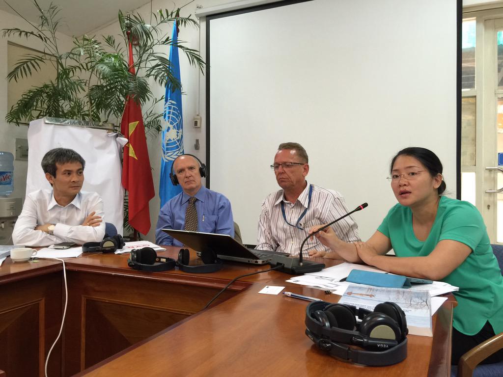 UNDPVietNam's tweet image. #ongoing Panelist discussion focusing on risk informed development, by representatives from MARD @unisdr @UNDP &amp;amp; MPI
