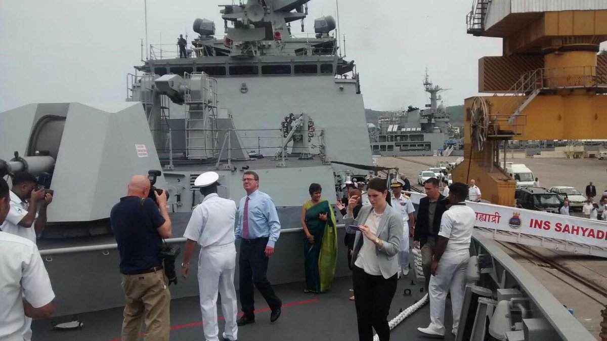 PIB_India: RT SpokespersonMoD: USSECDEF Ashton Carter visits indigenous stealth frigate, INS Sahyadri, at Vizag. M…