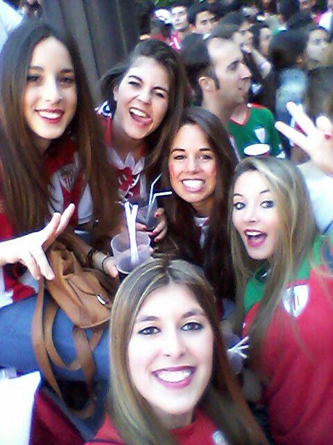 oihanebasauri's tweet photo. Copa del rey 🏆⚽ #Sábado #athletic #Bilbao #RB 🙌 http://t.co/9iNRId1U2Z