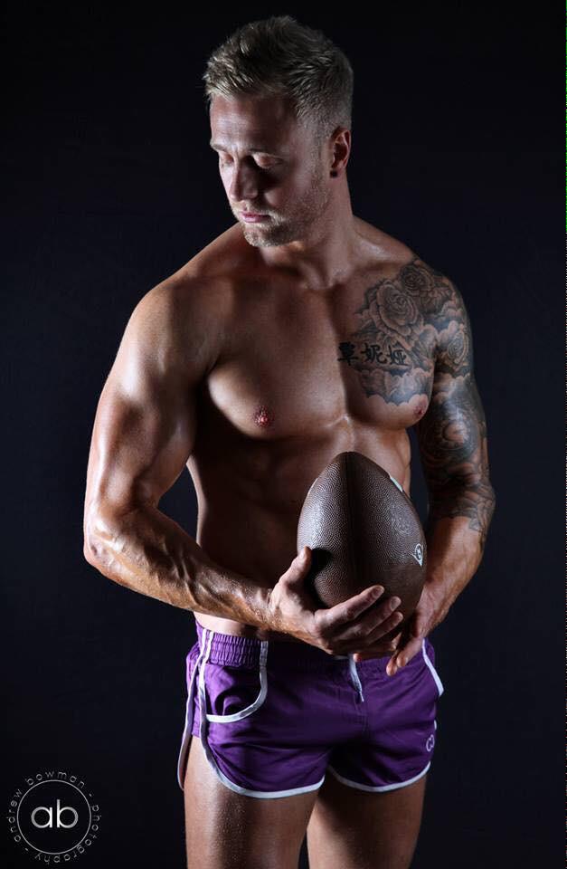 WomensEyeCandy1's tweet photo. Ladies fancy playing ball with hunky #blondeadonis @Bailey_Lee1 better get in line then he's gonna be a busy boy! x http://t.co/IXZvY8hJ8c