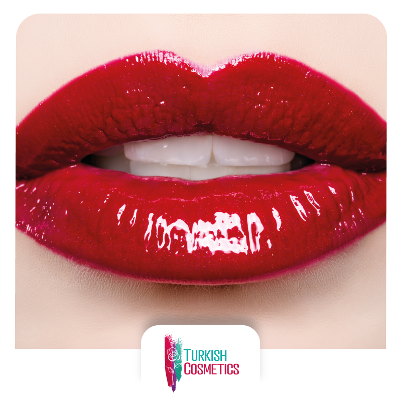 TRCosmetics's tweet photo. Apply translucent powder on your lips before putting on your lipstick for a long-lasting effect. http://t.co/BC5Z6qEp0X