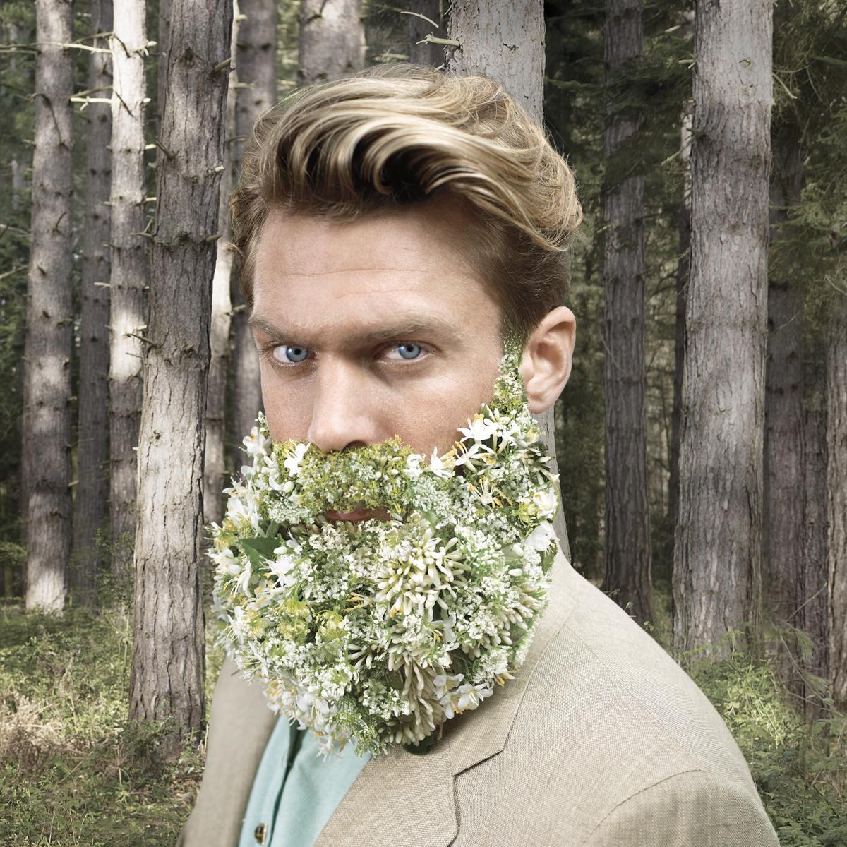 thebeardmag's tweet photo. We love this piece of marketing from @KopparbergUK. Using the beard to promote their Elderflower and Lime Cider... http://t.co/W45JYQaubJ
