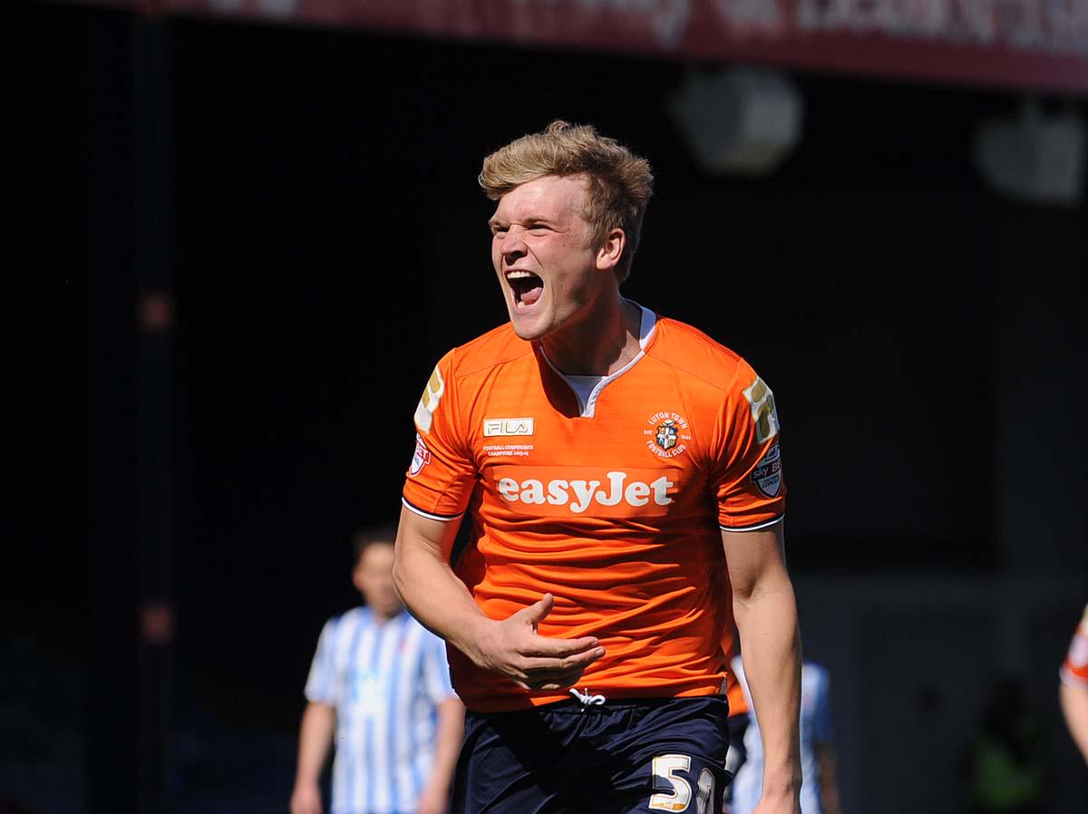 LutonTown's tweet photo. We're delighted to announce that @CamMcGeehan will sign for us permanently on 1st July! #COYH #camoon http://t.co/H3MvKulfTO
