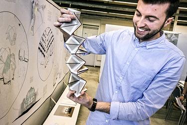 KTH_A's tweet photo. "Arkitektur i nöd och lust" - läs @Campi_KTH:s artikel från #DiplomaDays15 på @KTH_A https://t.co/JpD4wESc21 #KTH http://t.co/Bi1R4UG865