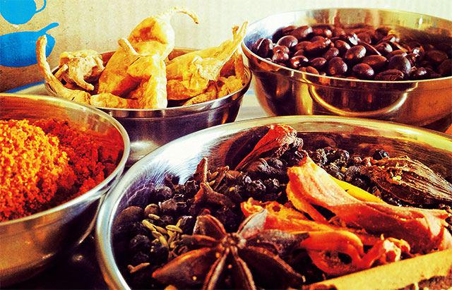 Thank you <a href="/htTweets/">Hindustan Times</a> #HindustanTimes for the mention :) #TiffinService #Lunch #MumbaiLife hindustantimes.com/brunch-stories…