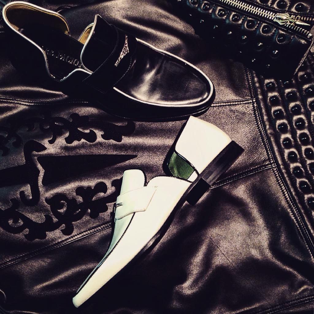 Black or White #cesarepaciotti #summer #shoes #men #style #fashion #designer #london #luxury #sloanestreet