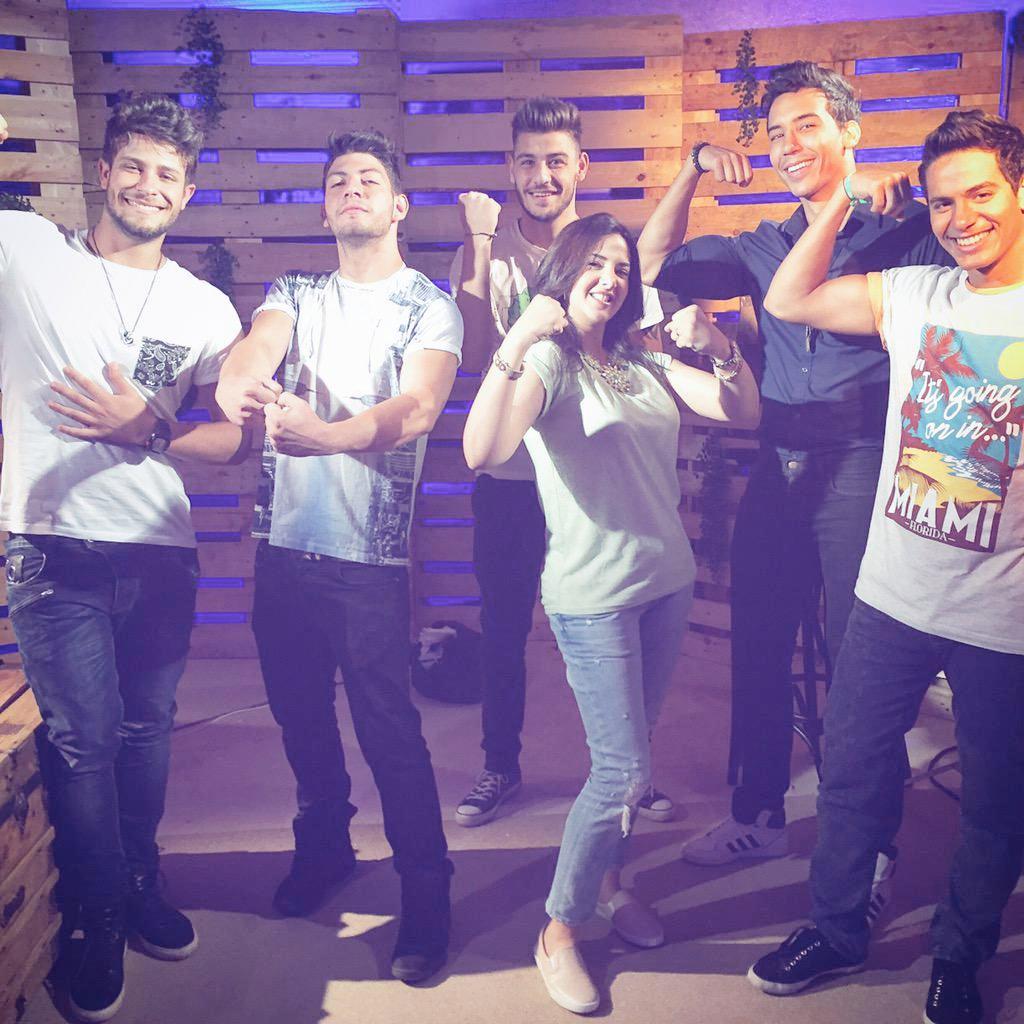 The5official's tweet photo. Vote for us plz 5 http://t.co/DCh5hiiKul