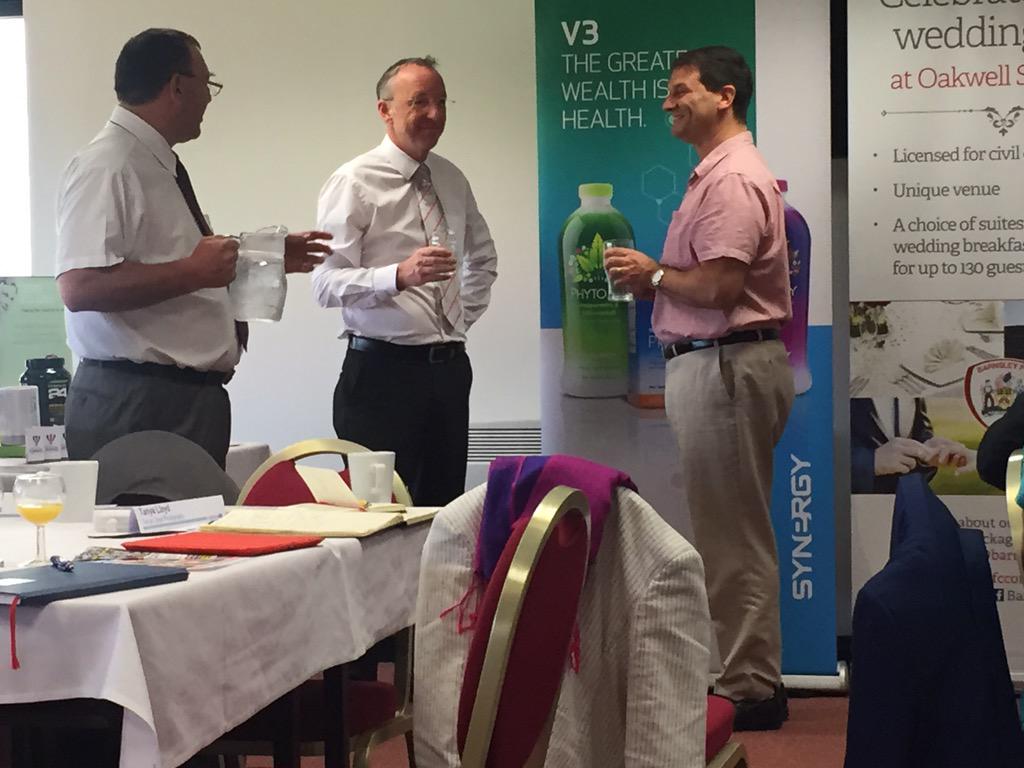 OakwellEvents's tweet image. We've had the pleasure of hosting @4NBarnsley this morning &amp;amp; loved the interactive #4sight from Neil #BarnsleyisBrill