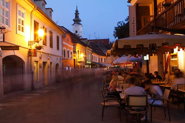 lonelyplanet's tweet photo. Got time for a cheeky break? #LP experts share where to #travel in June:http://t.co/54gktdnBQT http://t.co/IUBO2tWLJc