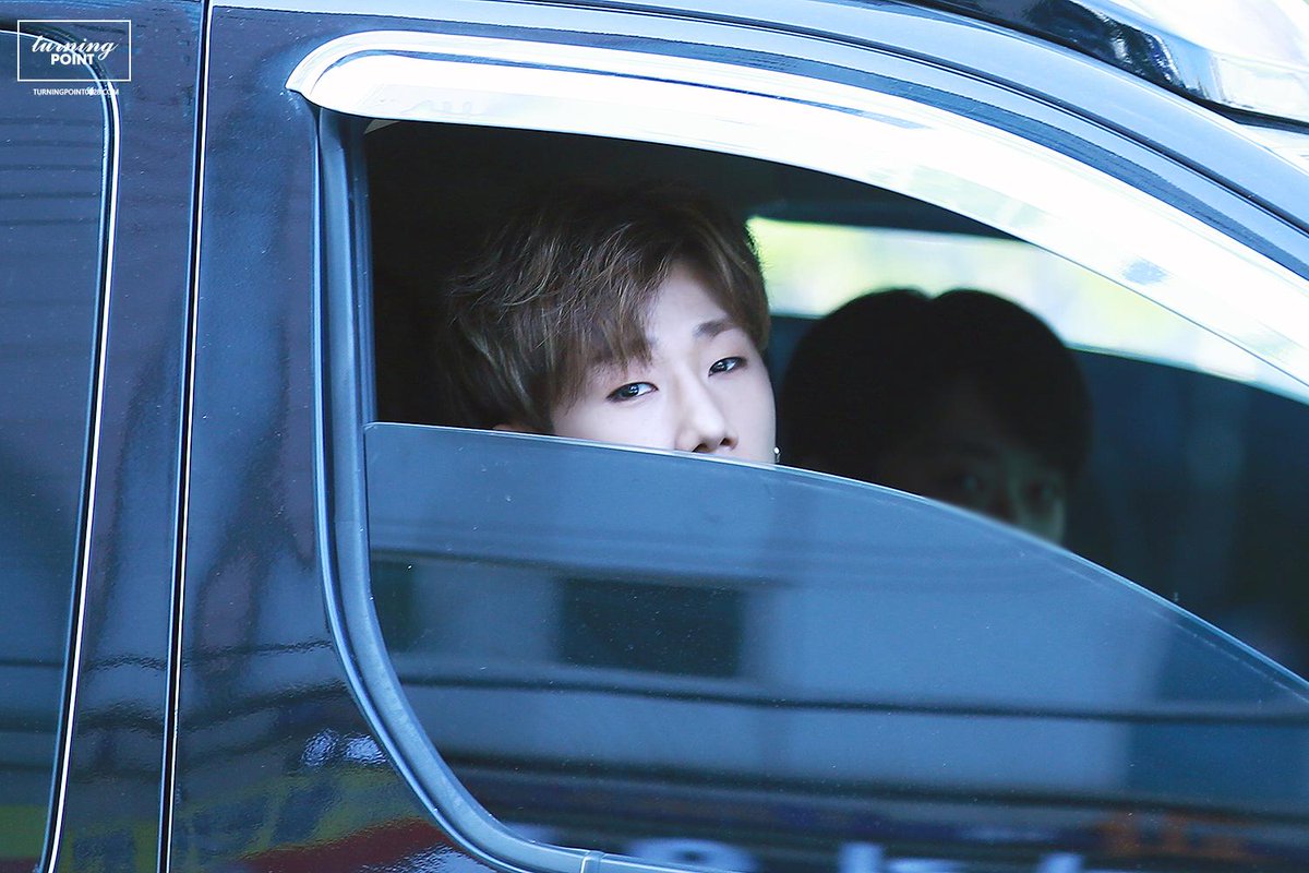 INFINITE7SOUL's tweet image. [PICS] 150531 #김성규 - SBS Inkigayo 7P wp.me/p2Jnj5-57n