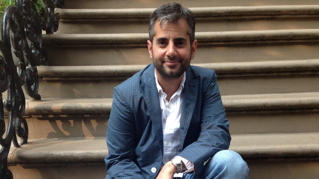 Adweek's tweet image. I transitioned 20 years ago. Here’s what marketers need to know about gender identity: adweek.it/1I9Gbfc