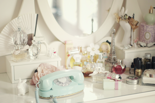 VanitySeries's tweet photo. Up close &amp; personal #VanityInspiration Is this a Vanity fit for Vanessa, Lily, Karen or Marion? http://t.co/nT8sJFmMHq
