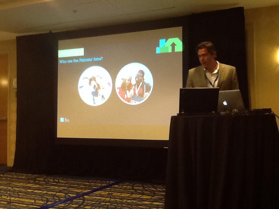 WyattJU's tweet photo. 'Experience design gets us to the future first' @Johnhett @IBMInteractive #IBMDx15 http://t.co/klaZYPqCmq