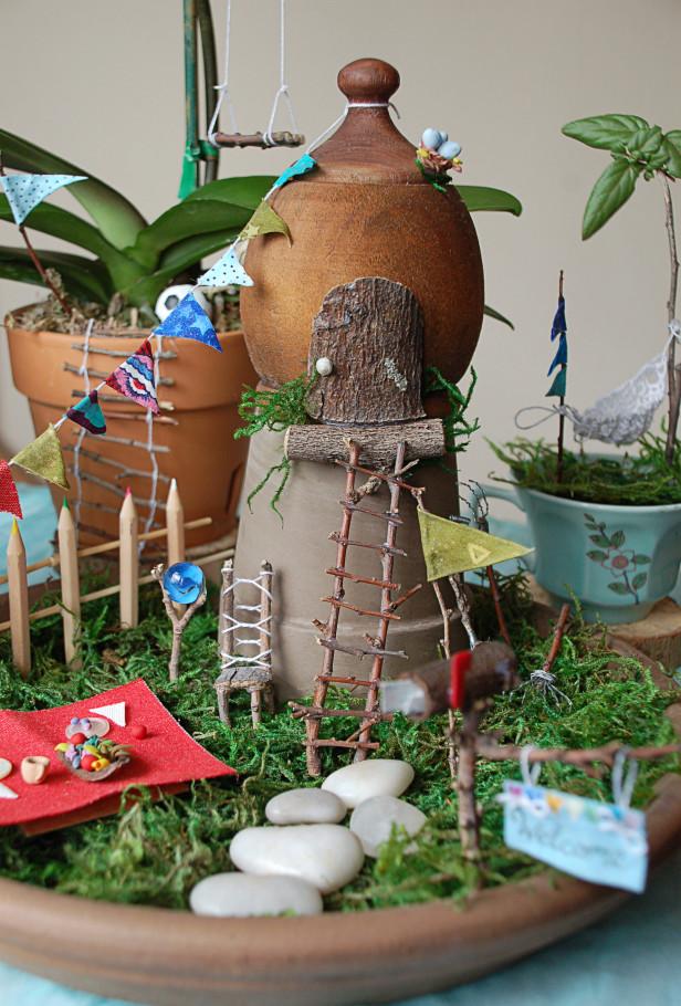 The most adorable fairy garden you ever did see! >> hg.tv/33ku3