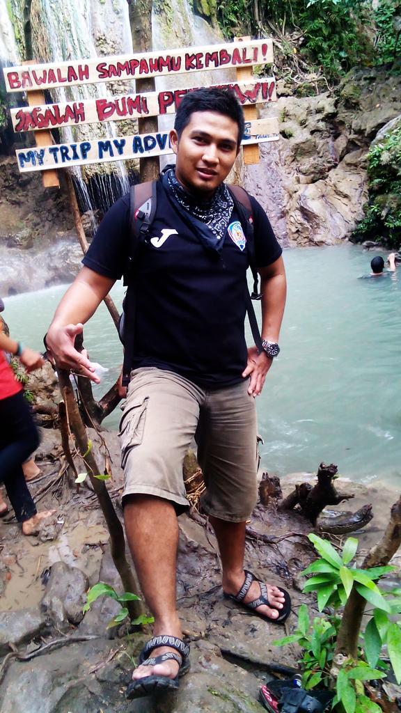 SahdaniK's tweet photo. My live my adventure (y) http://t.co/bpAuAnI8Jk