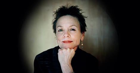 Happy Birthday, Laurie Anderson! An experimental composer, she was born in Glen Ellyn, IL in 1947 