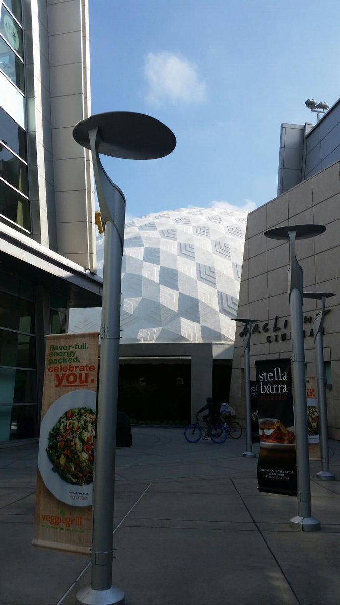 JoshSPeters's tweet image. #MorningInLA #SunsetAndVine