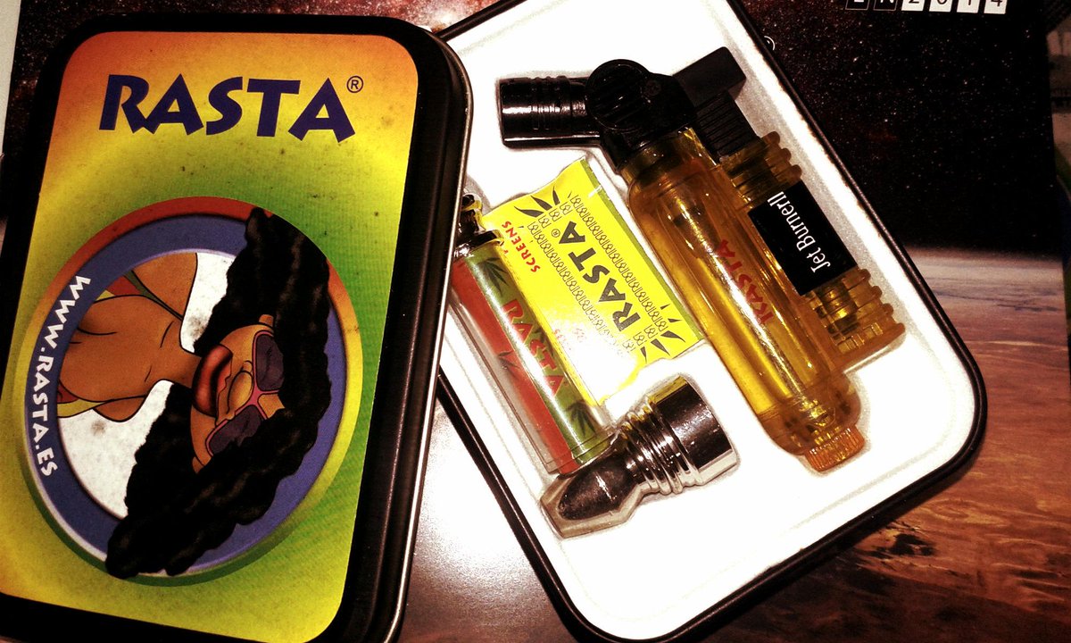 IrieGrowShop's tweet photo. Buenas #tardes, #cannabicos! Os presentamos la nueva colección #Rasta, artículos disponibles en @IrieGrowShop http://t.co/h2dsgvYo4f