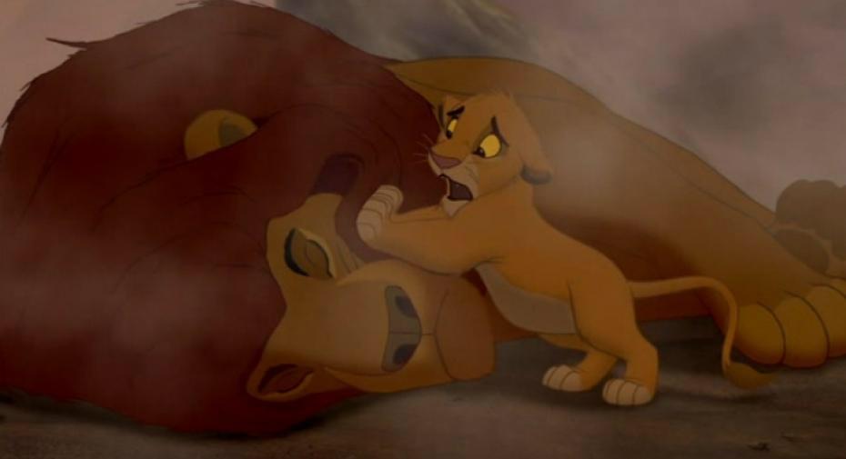ninoulepeuticha's tweet image. Mufasa défonce Scar  #ChangeLaFinDuFilm #LeRoiLion ou Simba a son brevet de secouriste et sauve son père