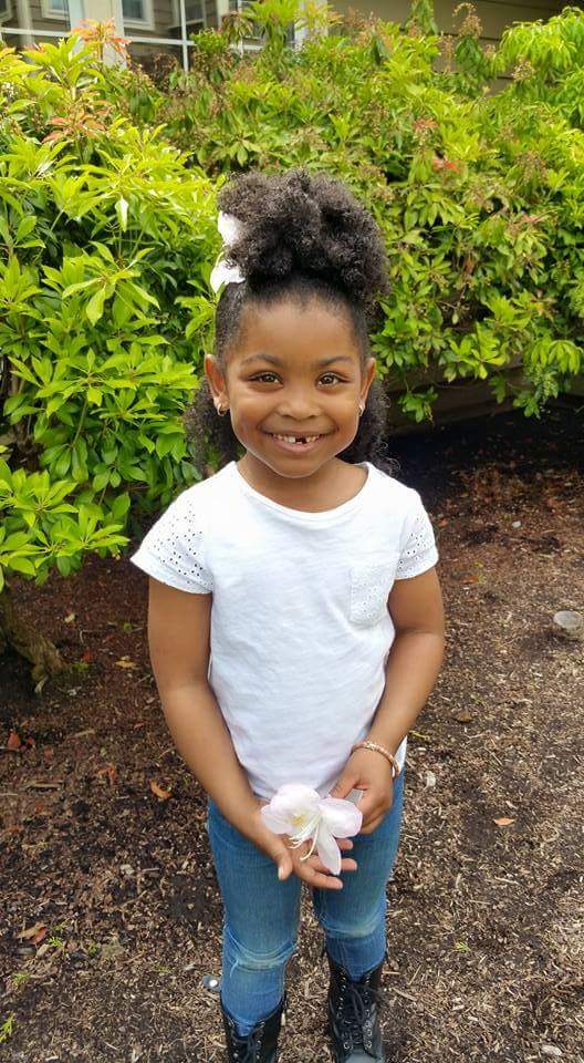 EmPassage's tweet image. Our 6 year old Zsa Zsa Simone will sail with us around the world to make history.