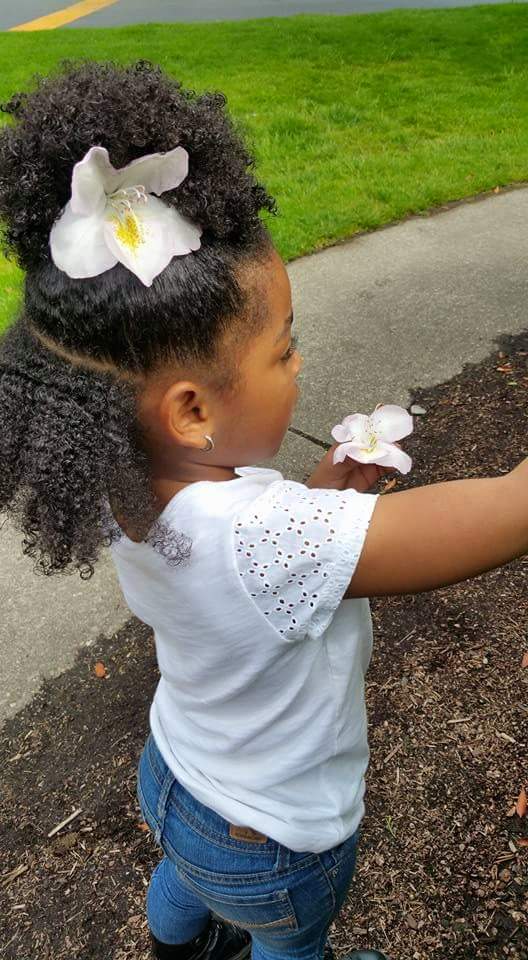 EmPassage's tweet image. Our 6 year old Zsa Zsa Simone will sail with us around the world to make history.