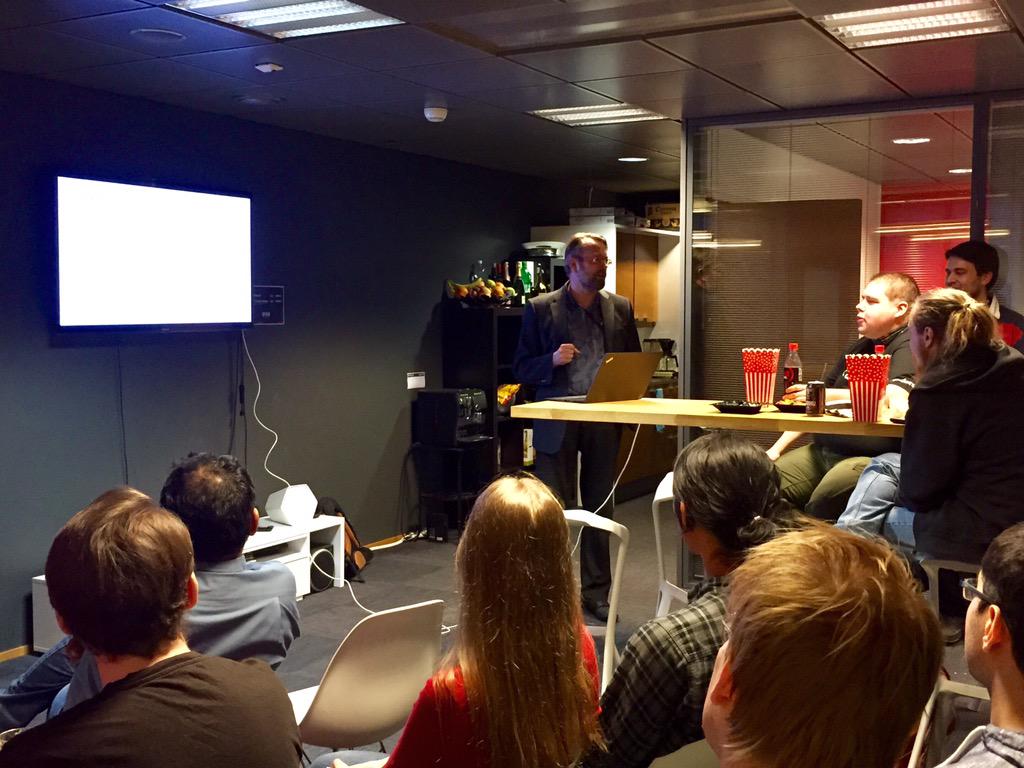 Nixu's Juhani Mäkelä on hashes in Python Helsinki Meetup <a href="/PythonFinland/">Python Finland</a>