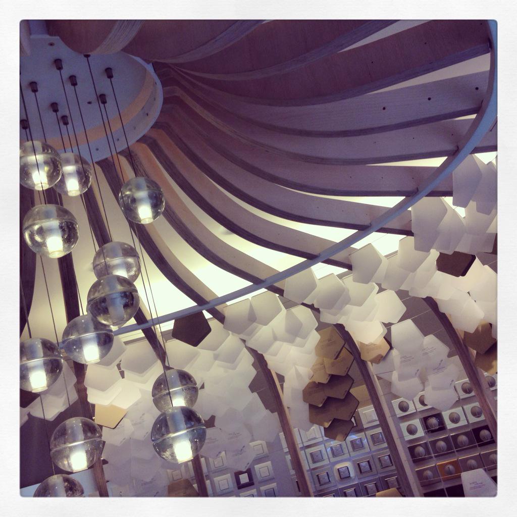 milkaesk's tweet photo. #LegrandLab #FlocoonPIXEL #DDAYS #Legrand #designconcept http://t.co/WzK1xx0aCR