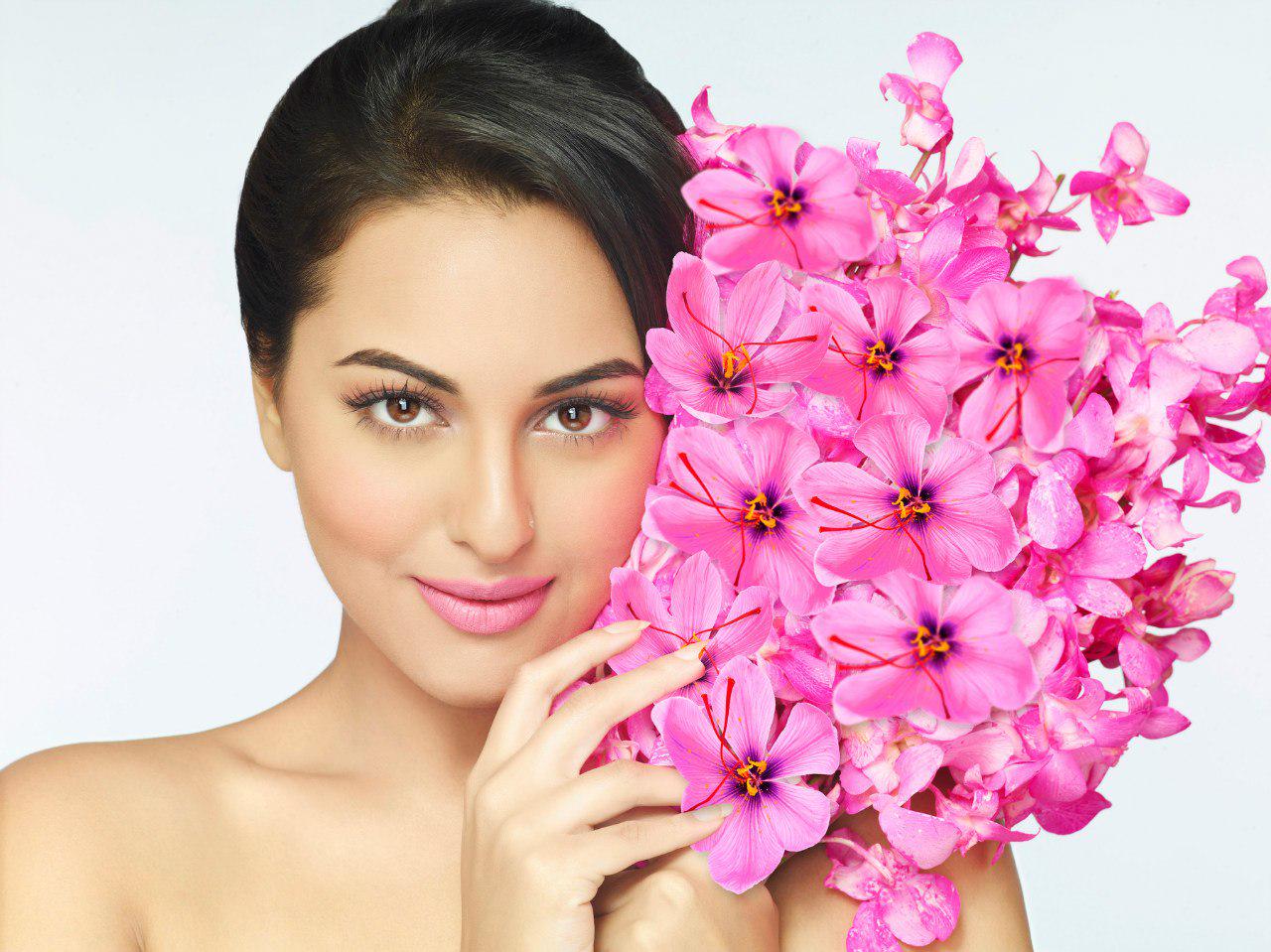 Happy Birthday Sonakshi Sinha
Russia with love     