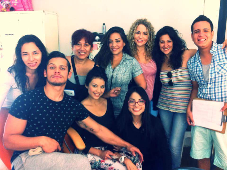 juliathays_pe's tweet photo. #preciosos #DeMillonarioaMendigo @CindyD_Oficial @MarylolyLopez @Nikko_nk Foto de Chio Vasquez. http://t.co/kuprhNkWhw