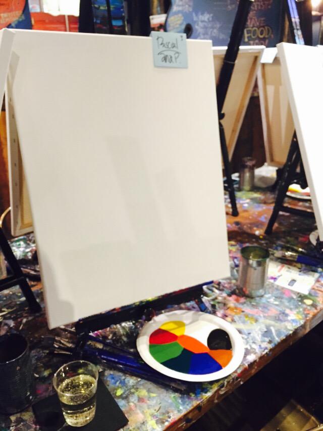 gabita2011's tweet photo. Family paint night #MuseBar 🎨 @piatoria @arhawayek http://t.co/zrPkHHv1fr