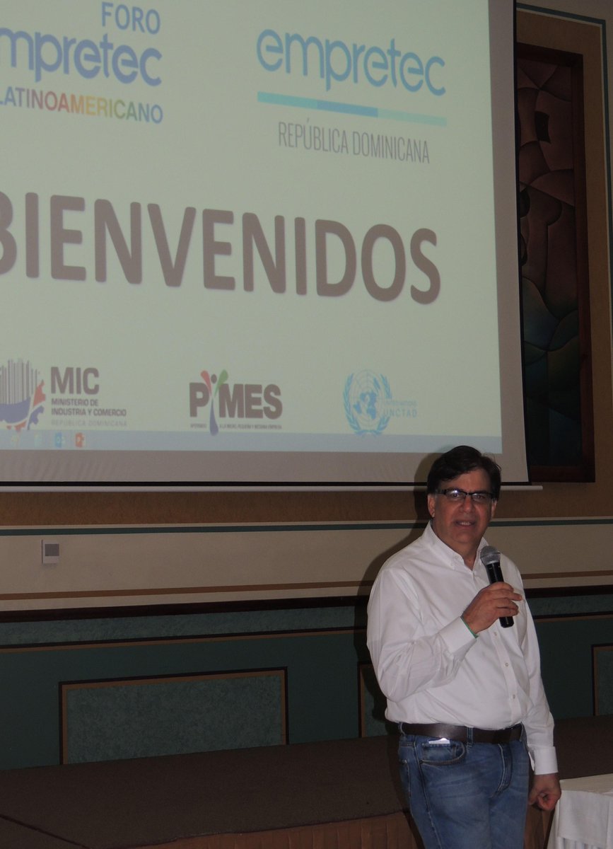 MIC_RD's tweet photo. A través de @empretecrd el MIC encabezó la Reunión Regional de Directores e Instructores de @empretecUN de la @UNCTAD http://t.co/dA6PRTqHNp