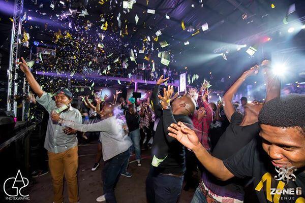 ANDFRIENDSJHB's tweet photo. @MrCashtime made it rain paper #MillerFreshTake #realcashmoney http://t.co/ba3KpqGpUs
